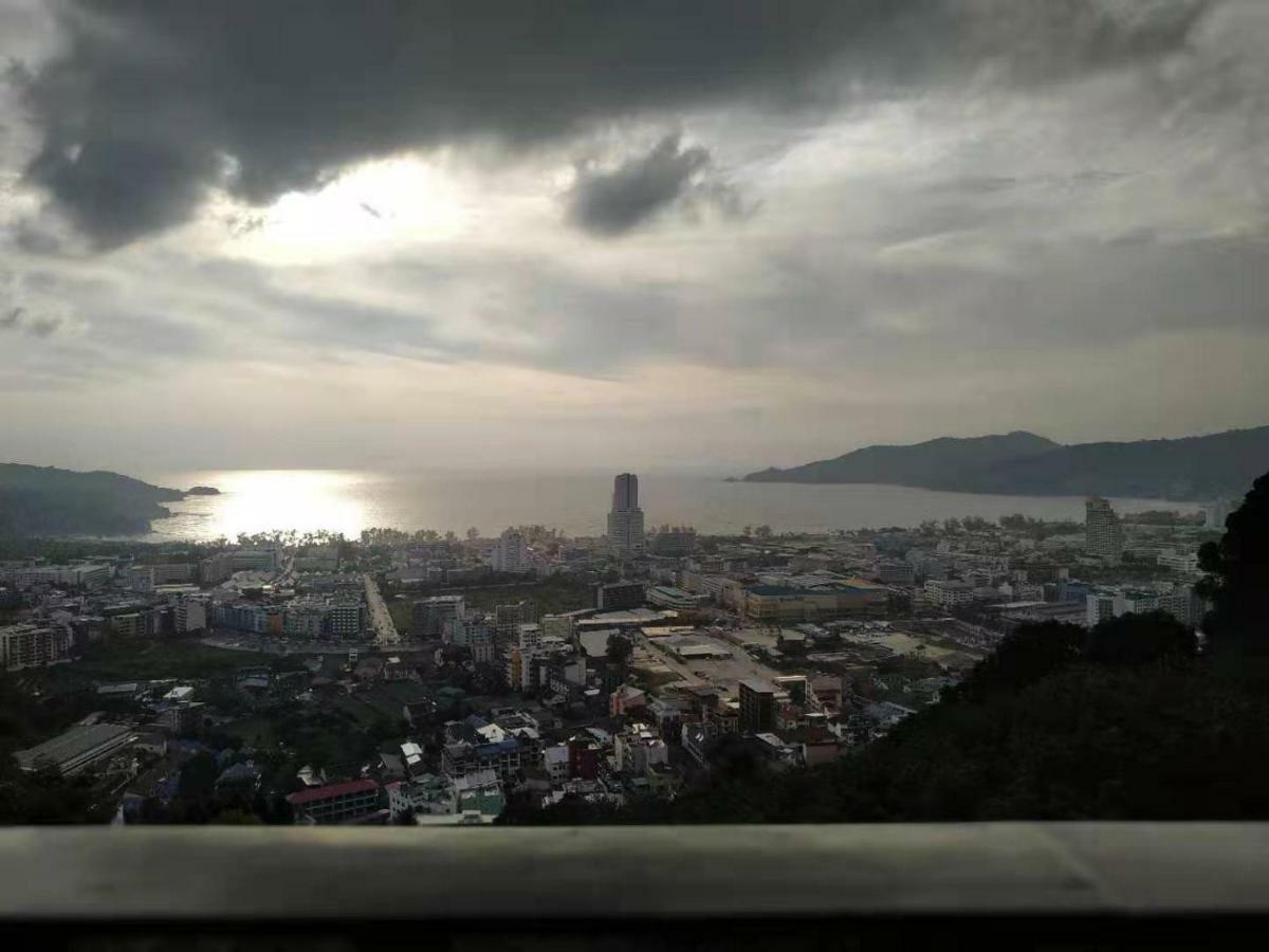 Wechat Inn Patong Exteriör bild